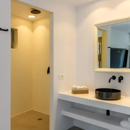 Nerovino Mykonos * Ornos (Mykonos)